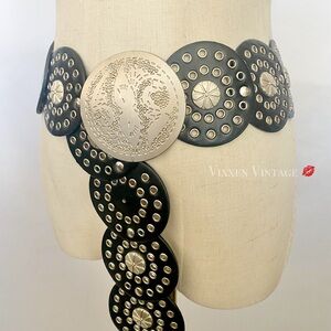 WESTERN BOHO GYPSY WIDE GROMMET CONCHO DISC FAUX LEATHER BELT IN BLACK